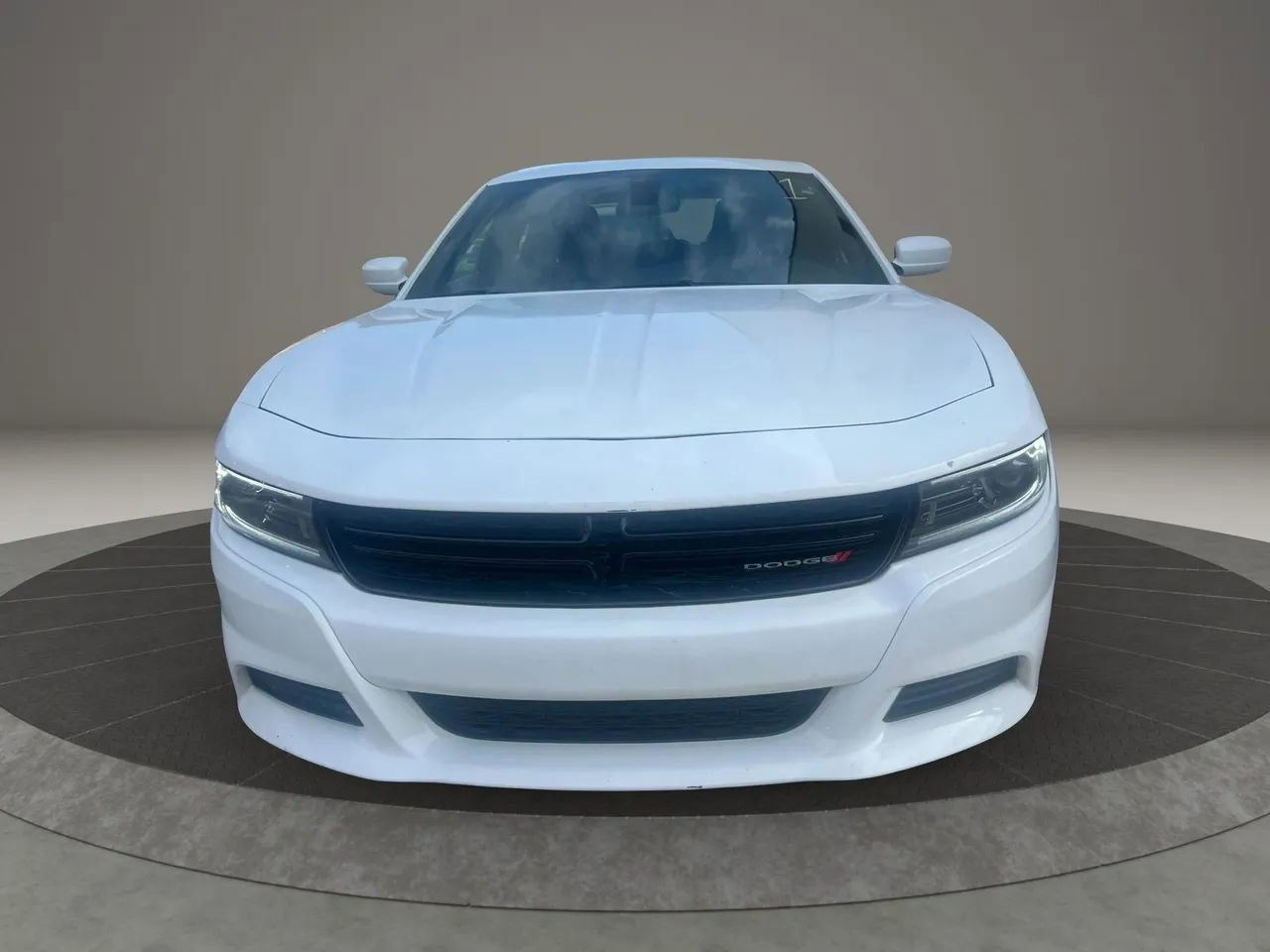 Used 2022 Dodge Charger SXT RWD image 2