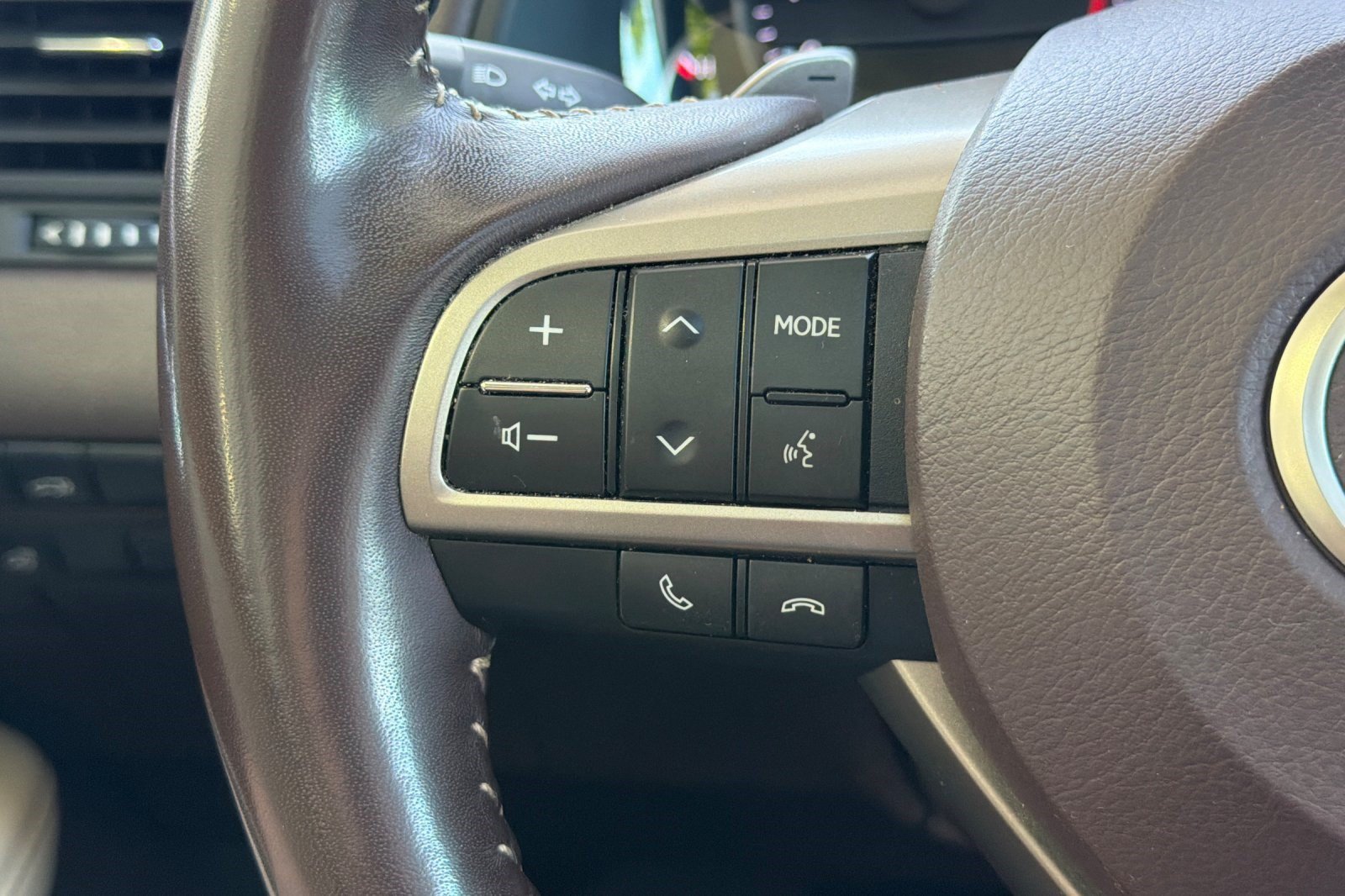 Used 2020 Lexus RX 350 AWD w/ Premium Package image 30