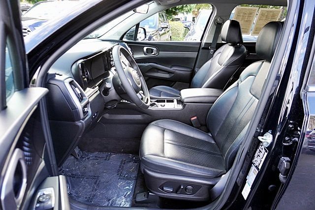 Used 2021 Kia Sorento S FWD image 23