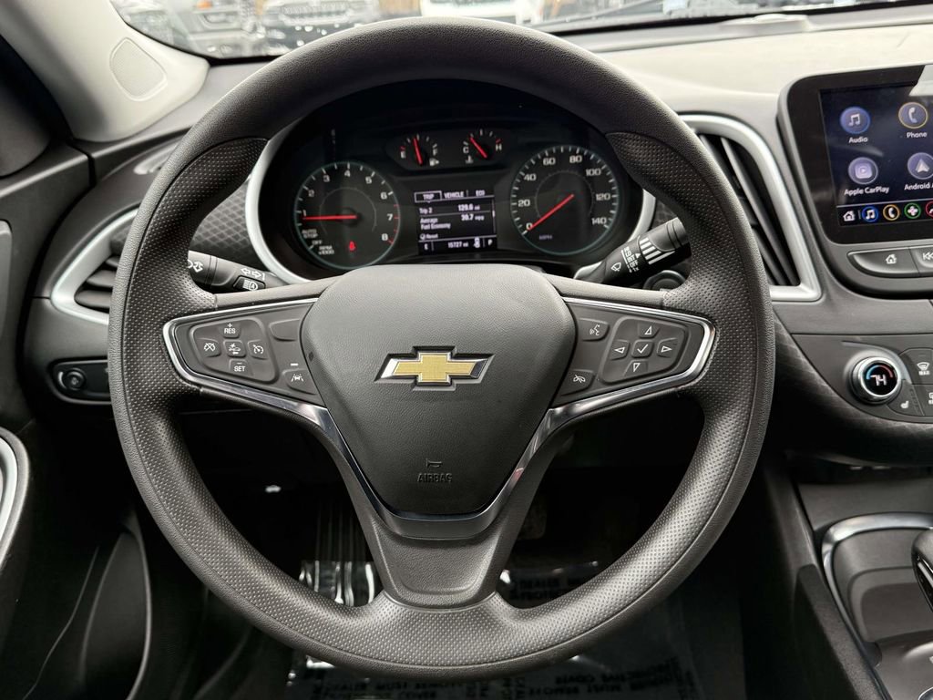 Used 2023 Chevrolet Malibu LT image 19