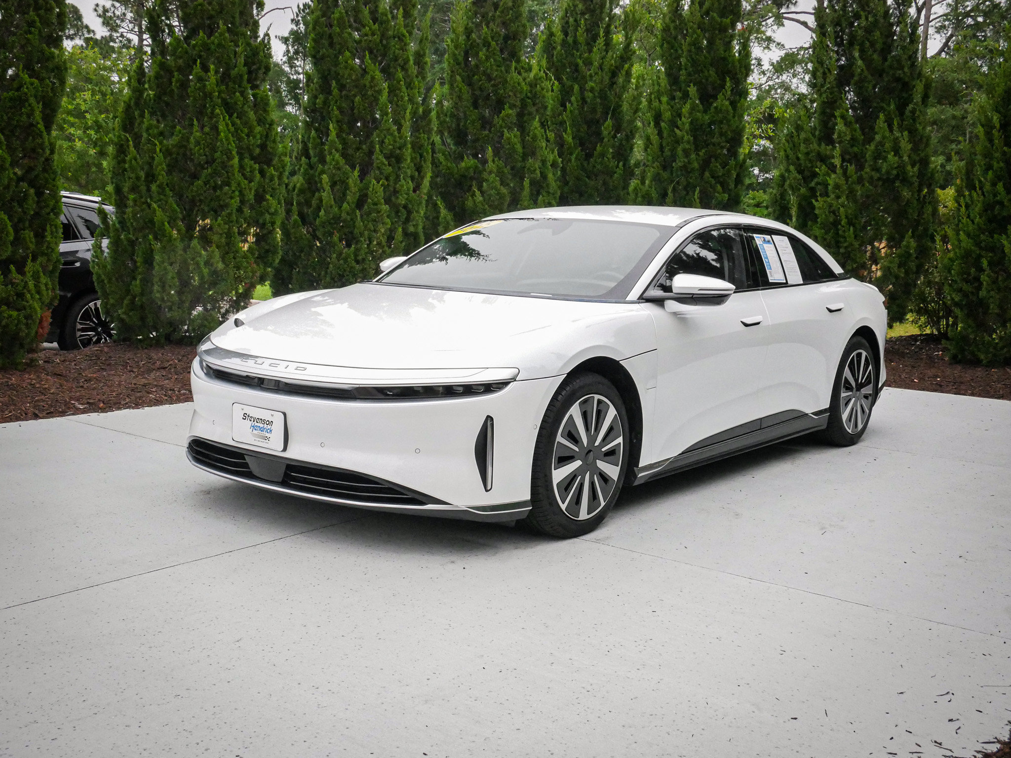 Used 2025 Lucid Air Touring AWD/4WD image 5
