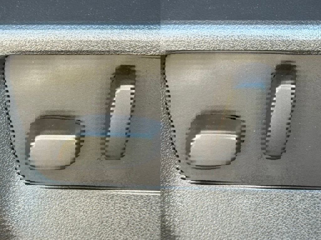 Used 2023 Buick Envision Avenir image 21