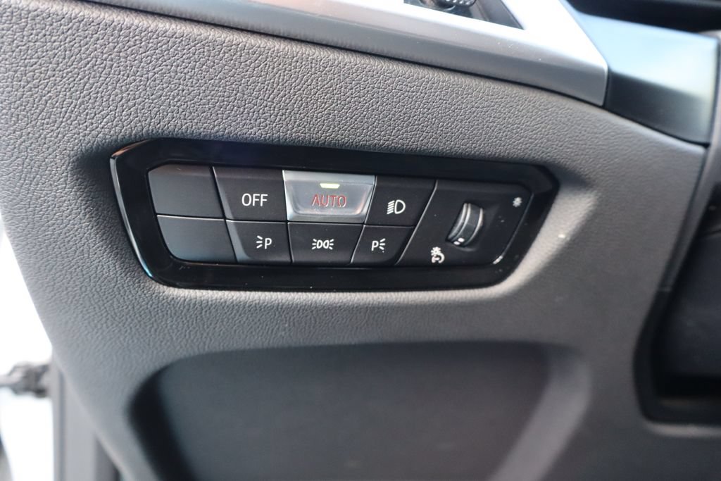 Used 2025 BMW M2 RWD image 17