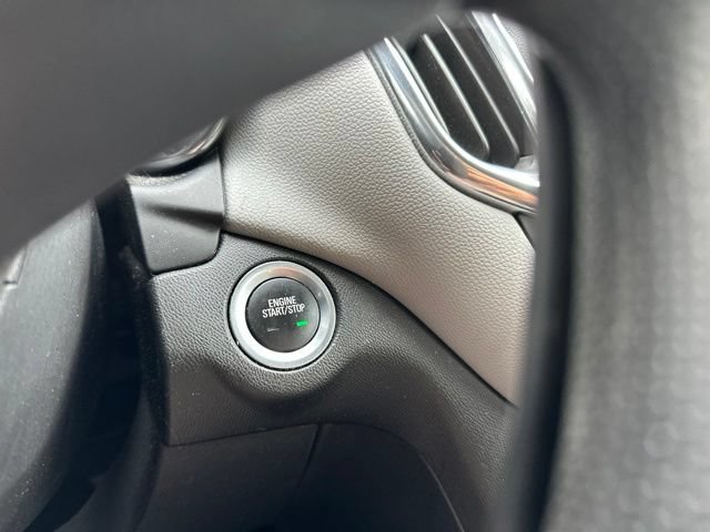 Used 2023 Chevrolet Equinox LS FWD image 38