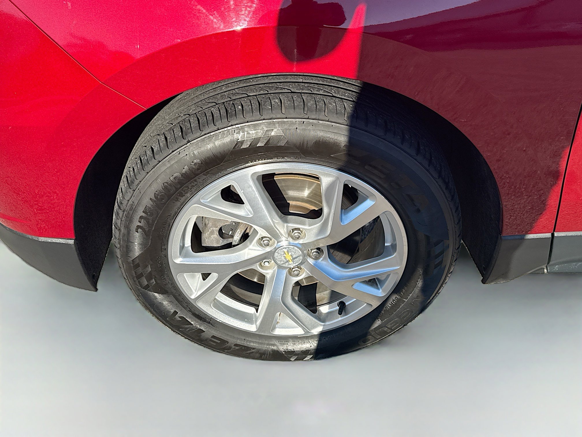 Used 2020 Chevrolet Equinox LT image 36