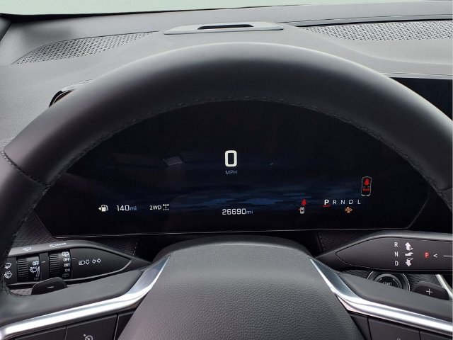 Used 2026 Chevrolet Equinox LT AWD/4WD image 15