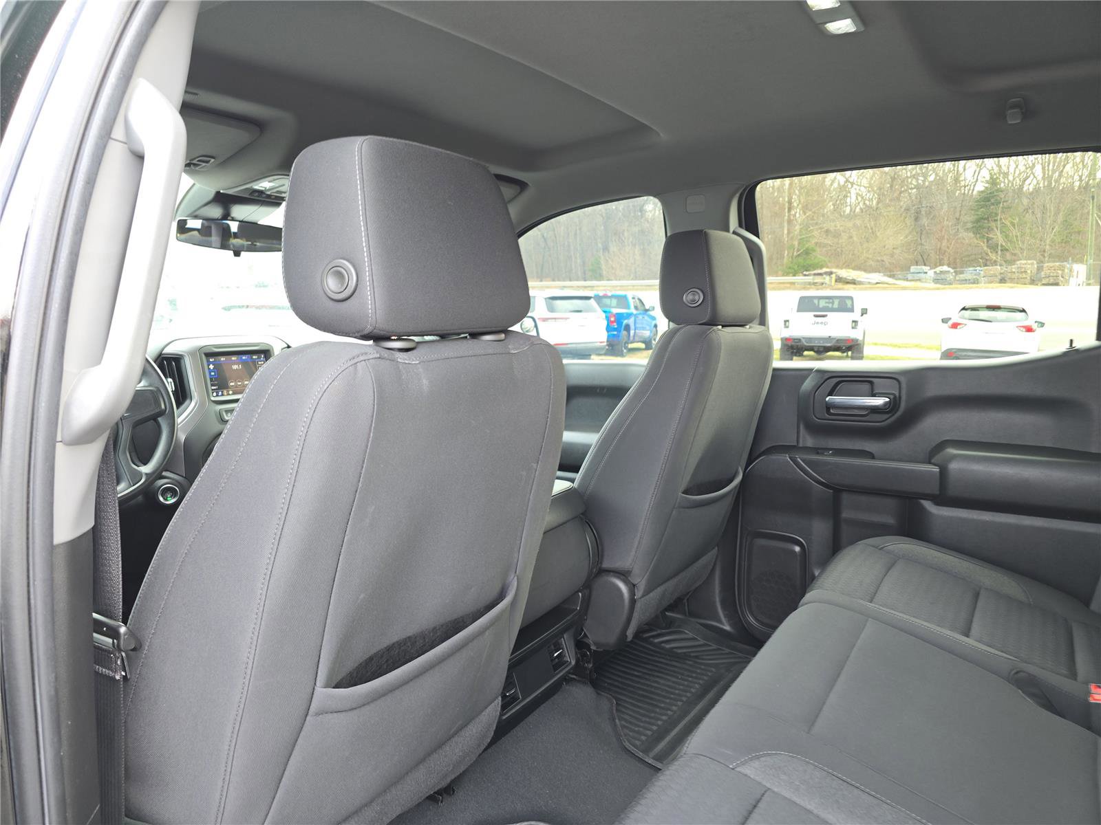 Used 2022 Chevrolet Silverado 1500 Custom image 16