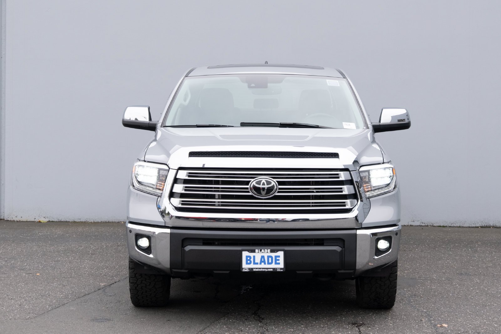 Used 2021 Toyota Tundra Limited w/ Limited Premium Package AWD/4WD image 21