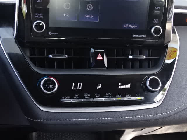 Used 2022 Toyota Corolla SE FWD image 31