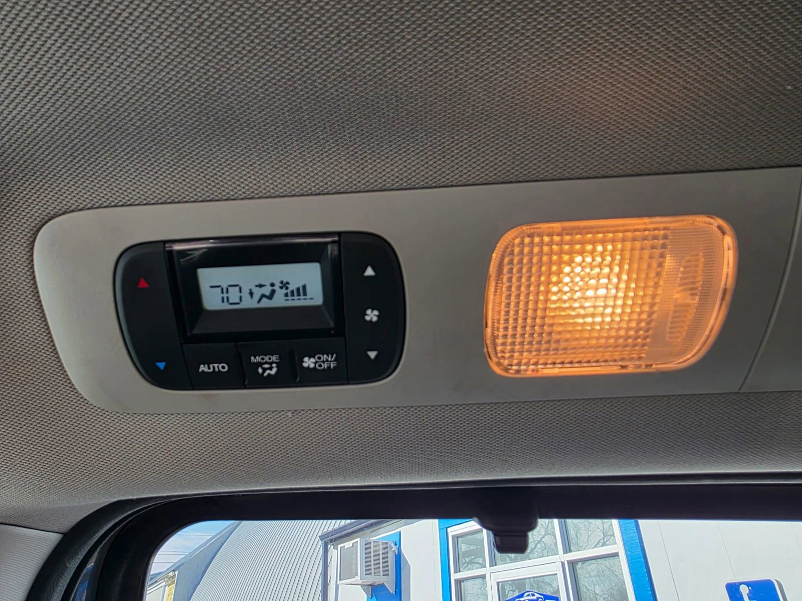 Used 2016 Honda Odyssey Touring Elite image 12