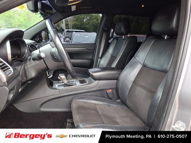 Used 2019 Jeep Grand Cherokee Altitude AWD/4WD image 16