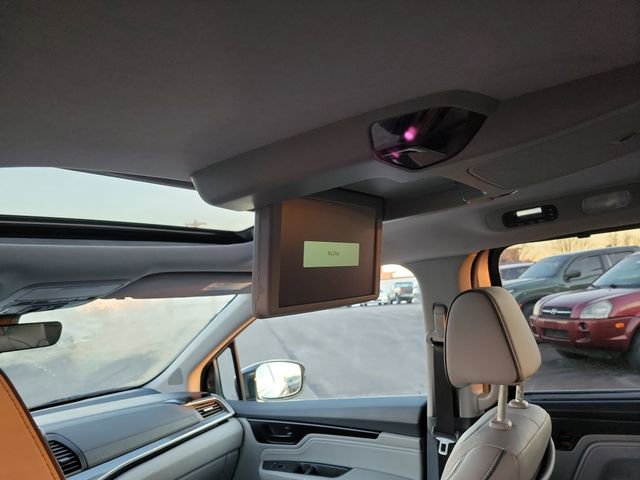 Used 2023 Honda Odyssey Elite image 18