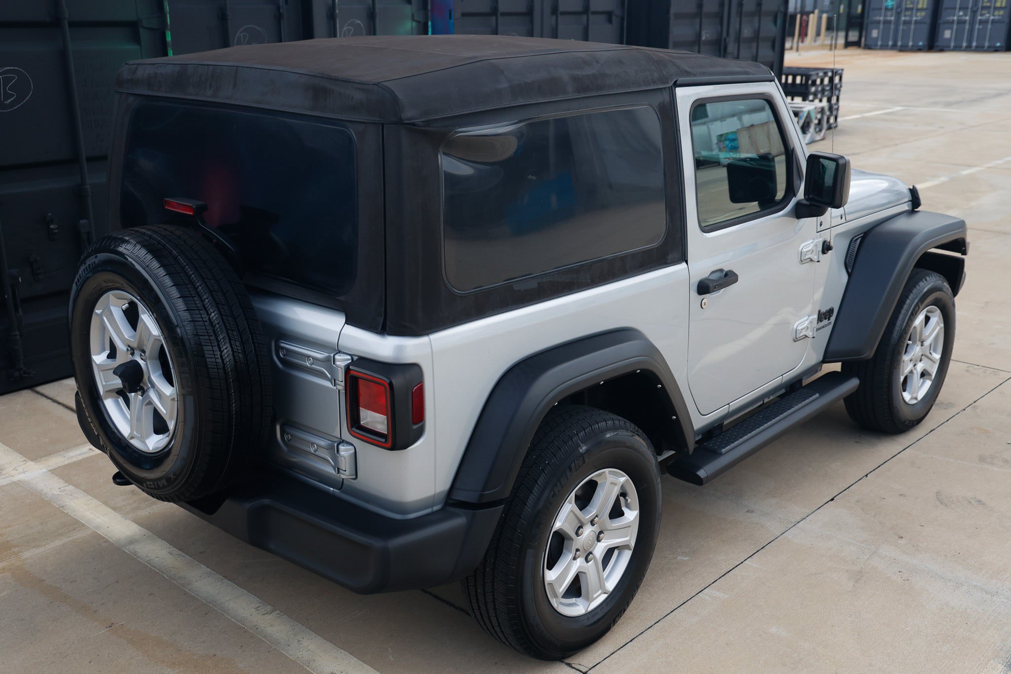 Used 2022 Jeep Wrangler Sport AWD/4WD image 15