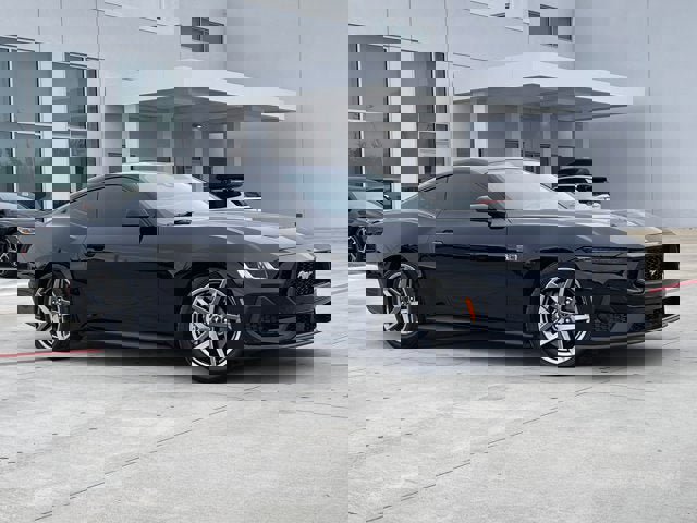 Used 2024 Ford Mustang GT Premium image 5