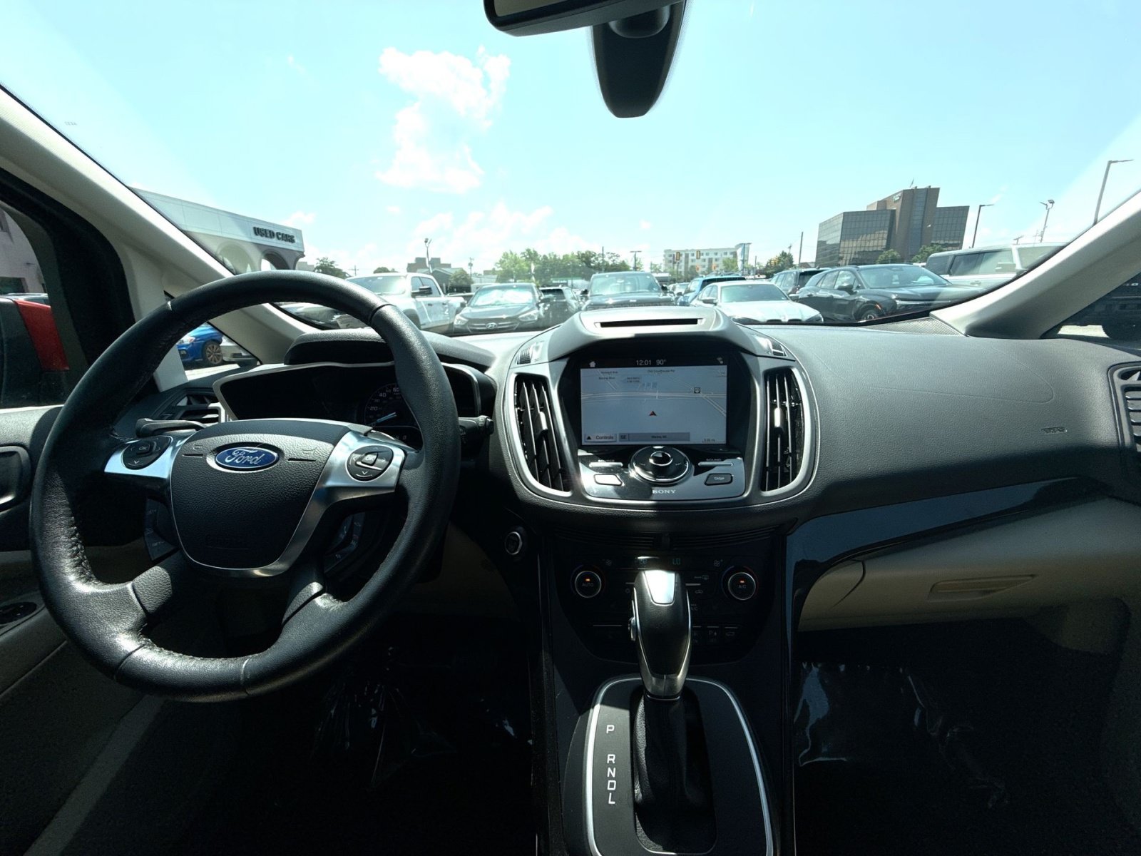 Used 2018 Ford C-MAX Titanium w/ Equipment Group 301A FWD image 23