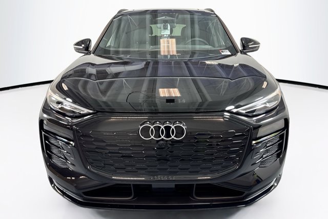 New 2027 Audi Q6 e-tron Premium AWD/4WD image 2