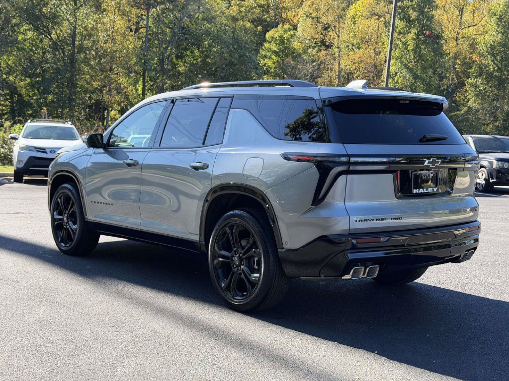 New 2027 Chevrolet Traverse RS w/ LPO, Floor Liner Package AWD/4WD image 22
