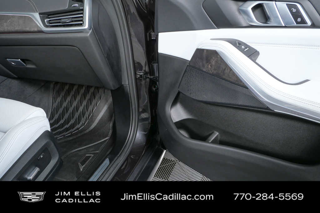 Used 2023 BMW X5 sDrive40i w/ Premium Package image 23