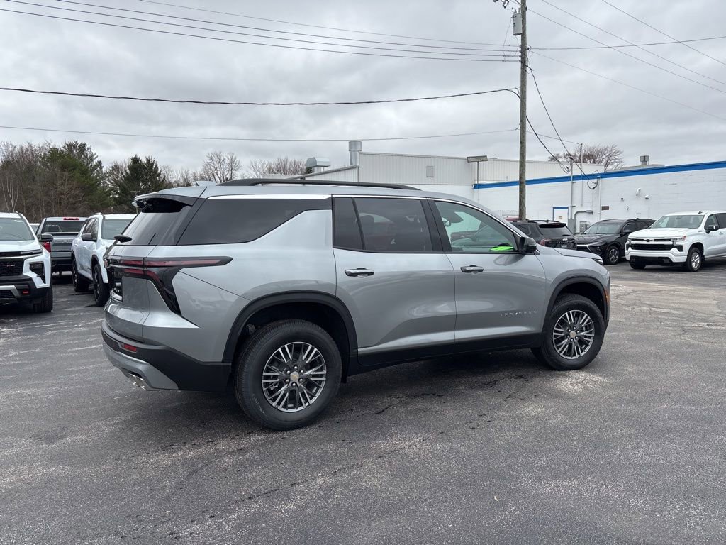 New 2026 Chevrolet Traverse LT image 4