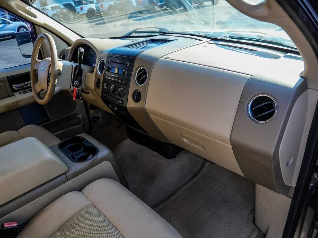 Used 2006 Ford F150 XLT RWD image 14