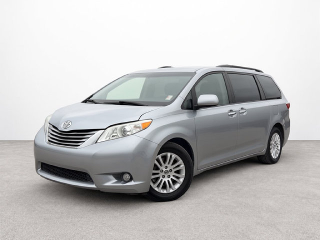 Used 2017 Toyota Sienna XLE Premium