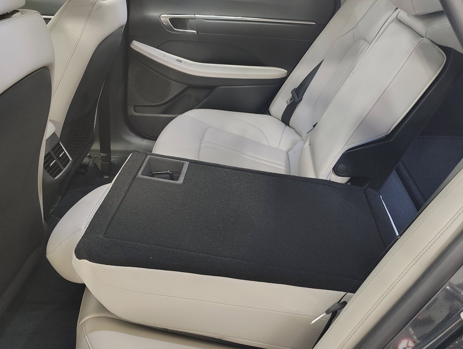 Certified 2023 Hyundai Sonata Limited FWD image 17