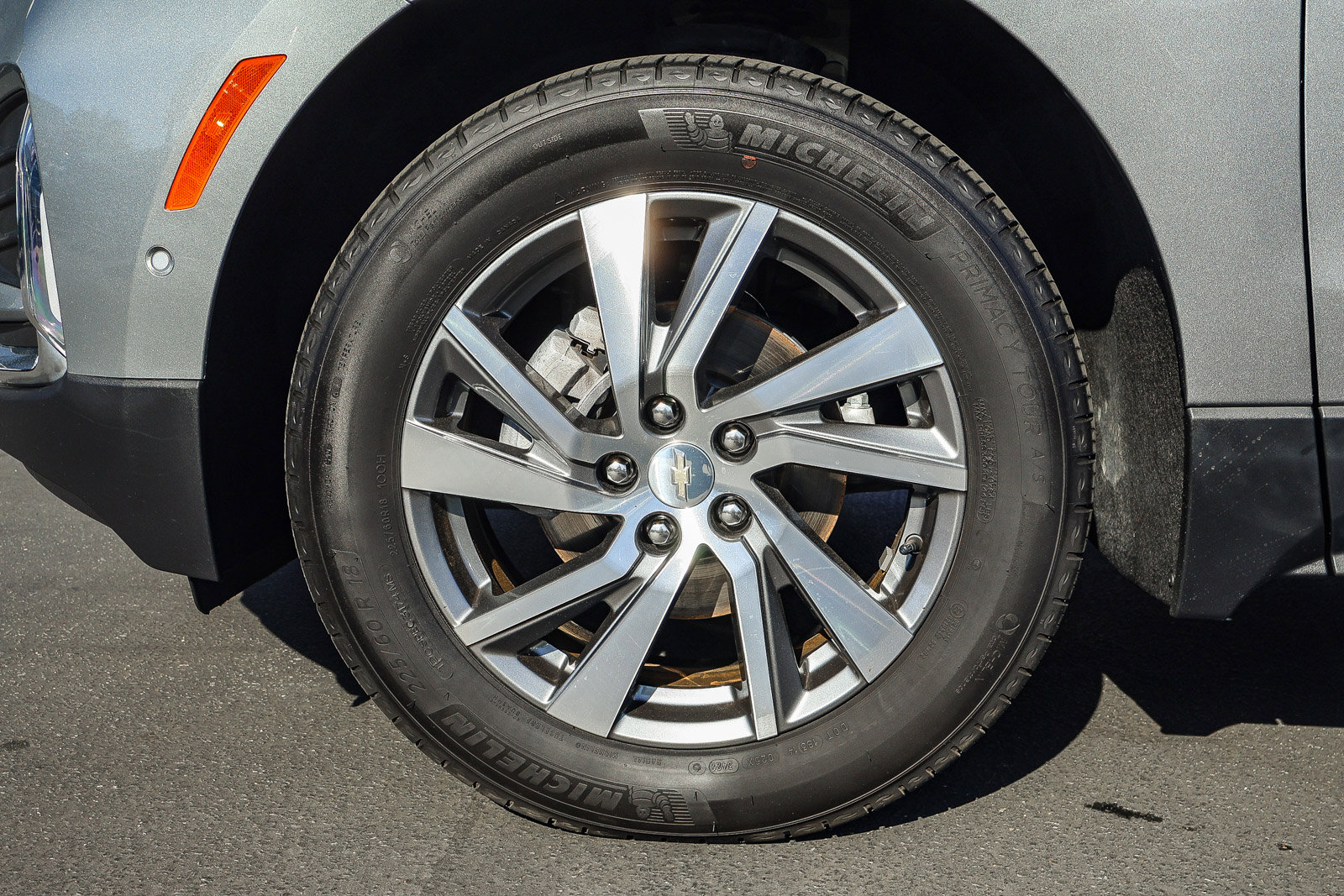 Used 2023 Chevrolet Equinox Premier image 18