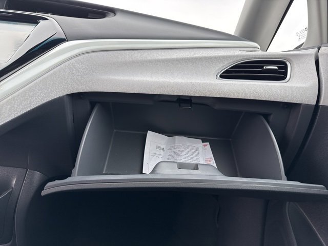 Used 2021 Chevrolet Bolt Premier w/ Infotainment Package image 25