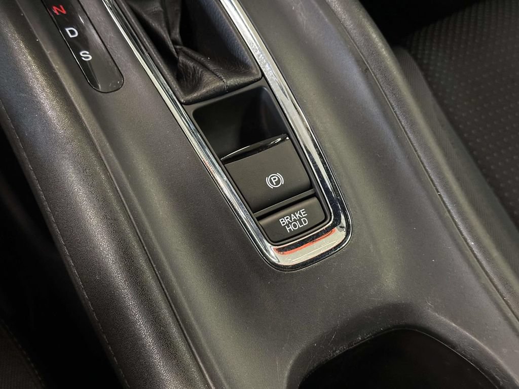 Used 2020 Honda HR-V Sport image 29