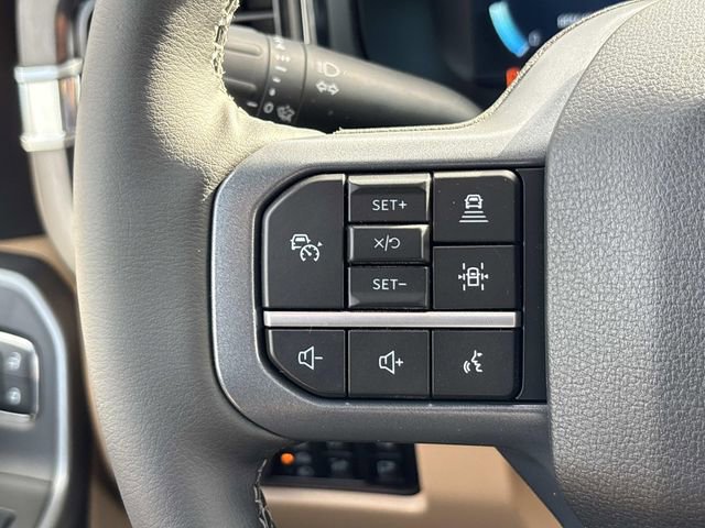 New 2026 Ford F250 Lariat w/ Black Appearance Package image 26