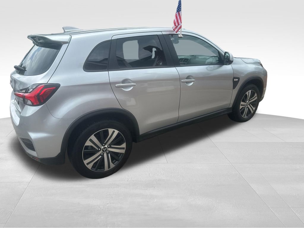 Used 2025 Mitsubishi Outlander Sport SE AWD/4WD image 28