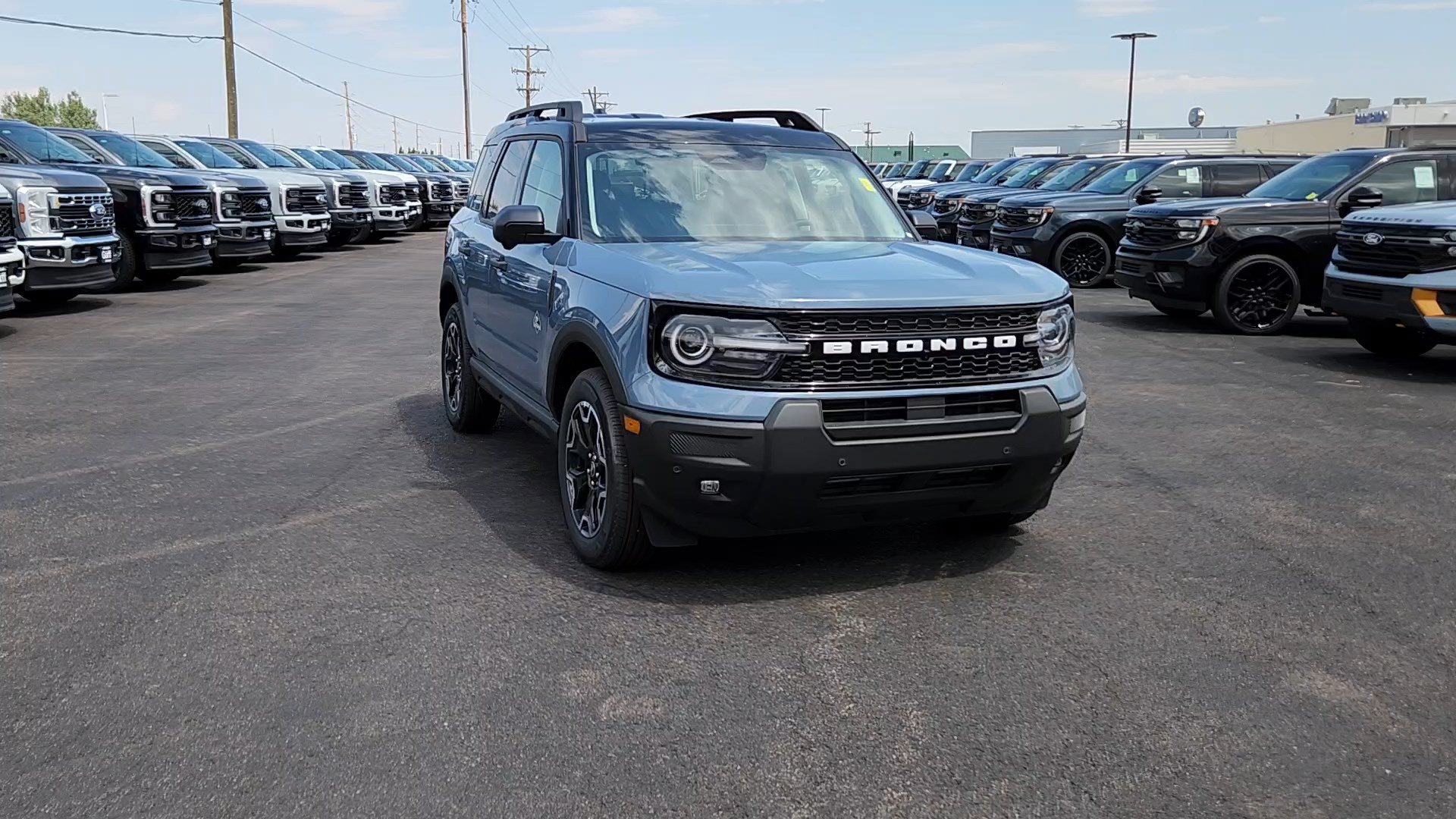 New 2026 Ford Bronco Sport Outer Banks w/ Outer Banks Tech Package+ AWD/4WD image 4