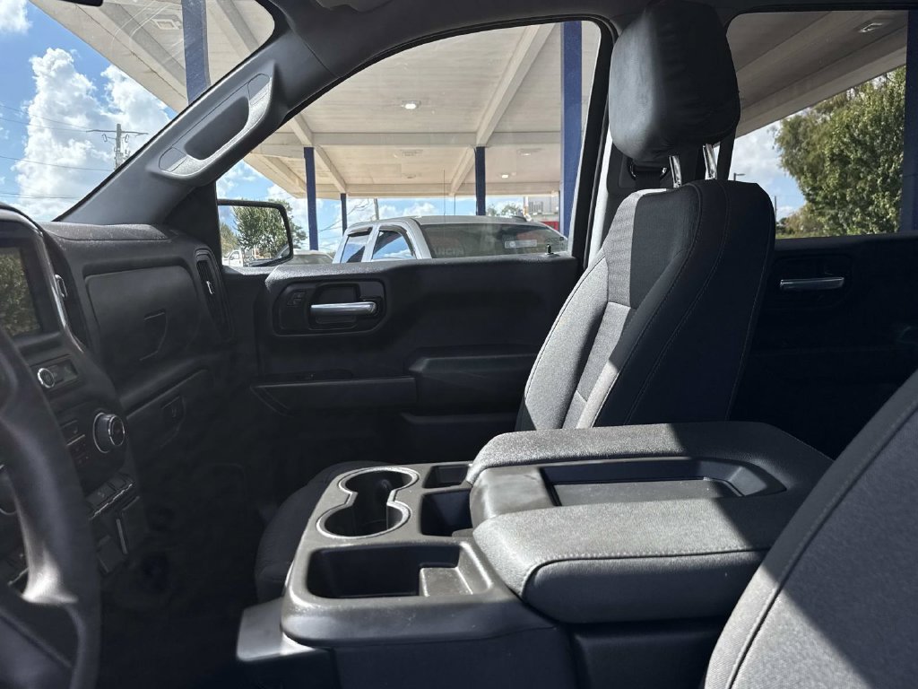 Used 2022 Chevrolet Silverado 1500 Custom Trail Boss AWD/4WD image 16