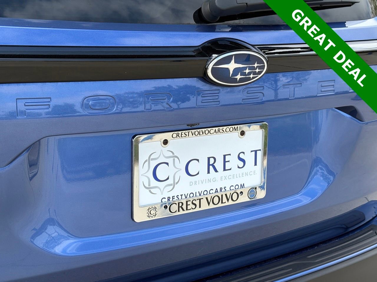 Used 2025 Subaru Forester Premium image 8