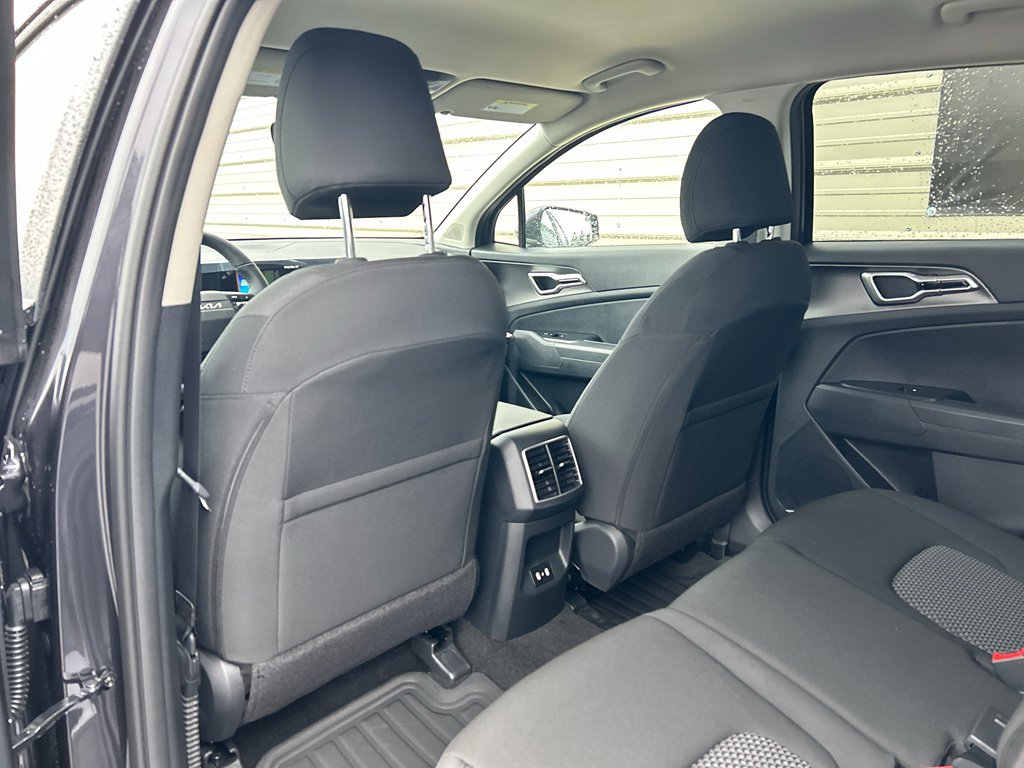 New 2026 Kia Sportage LX image 13