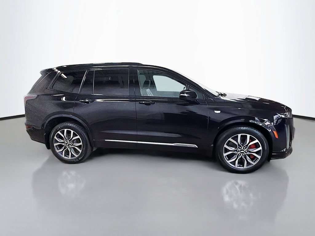 Certified 2024 Cadillac XT6 Sport w/ Technology Package AWD/4WD image 10