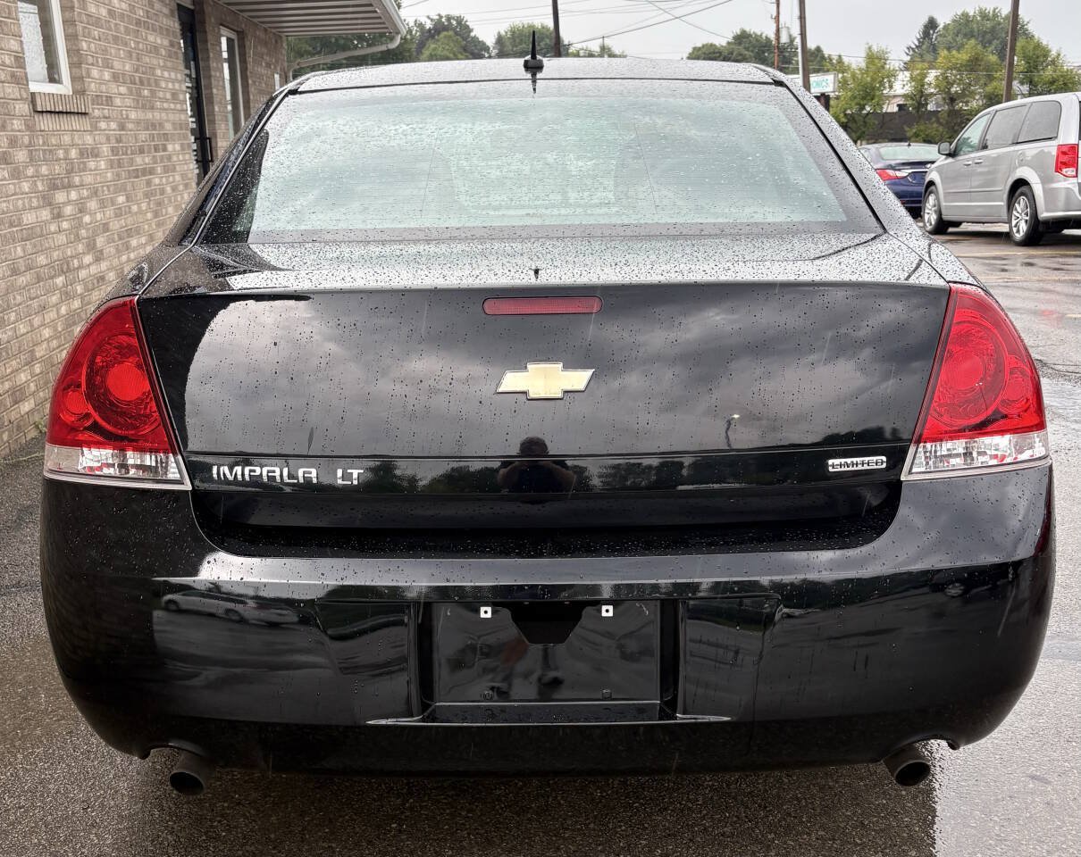 Used 2015 Chevrolet Impala LT w/ LT Sunroof Package FWD image 3