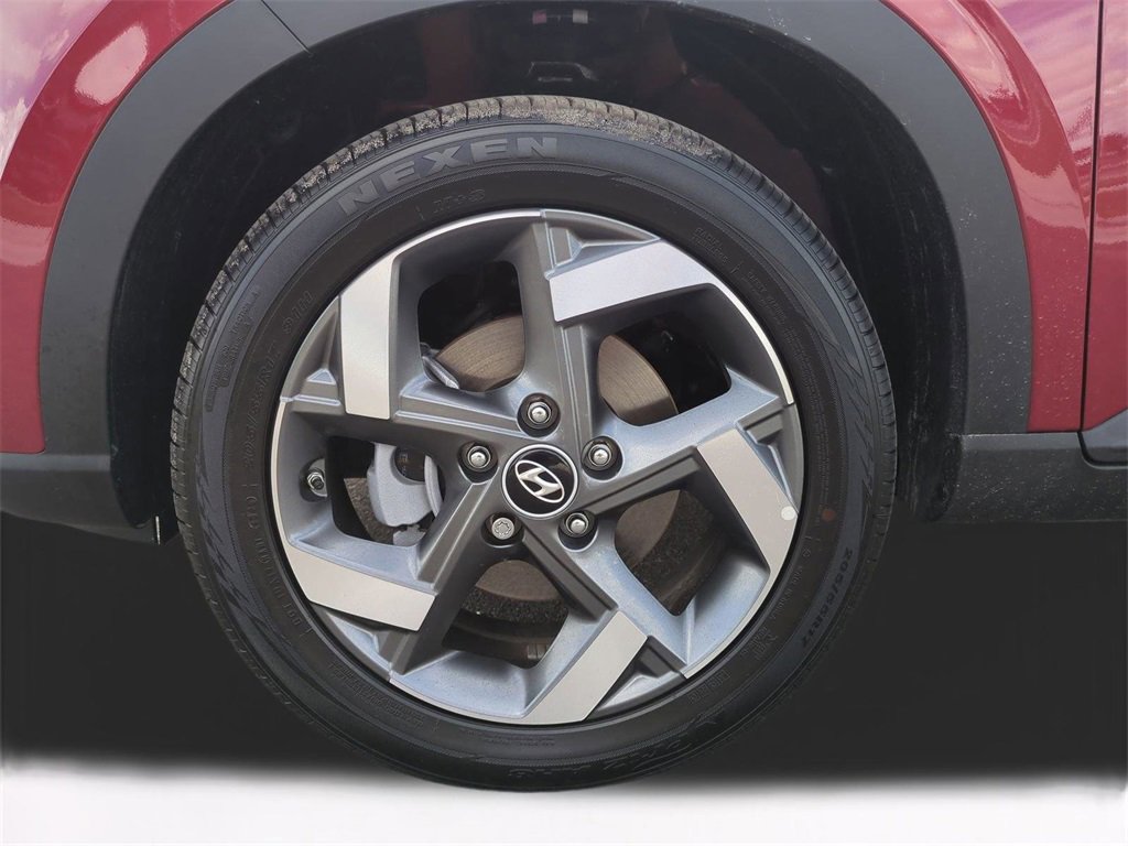 New 2025 Hyundai Venue SEL image 11