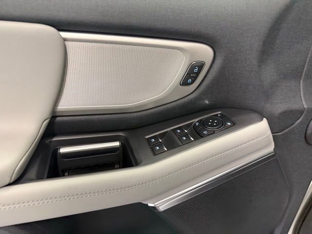 New 2026 Ford Expedition Active image 15