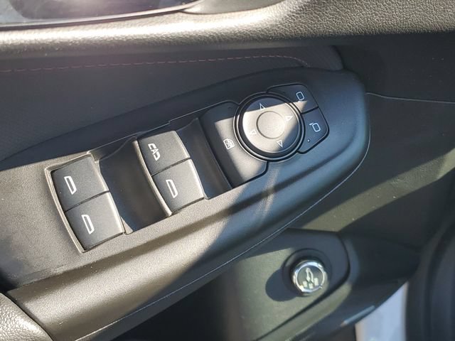 Used 2025 Chevrolet TrailBlazer RS w/ Convenience Package AWD/4WD image 17
