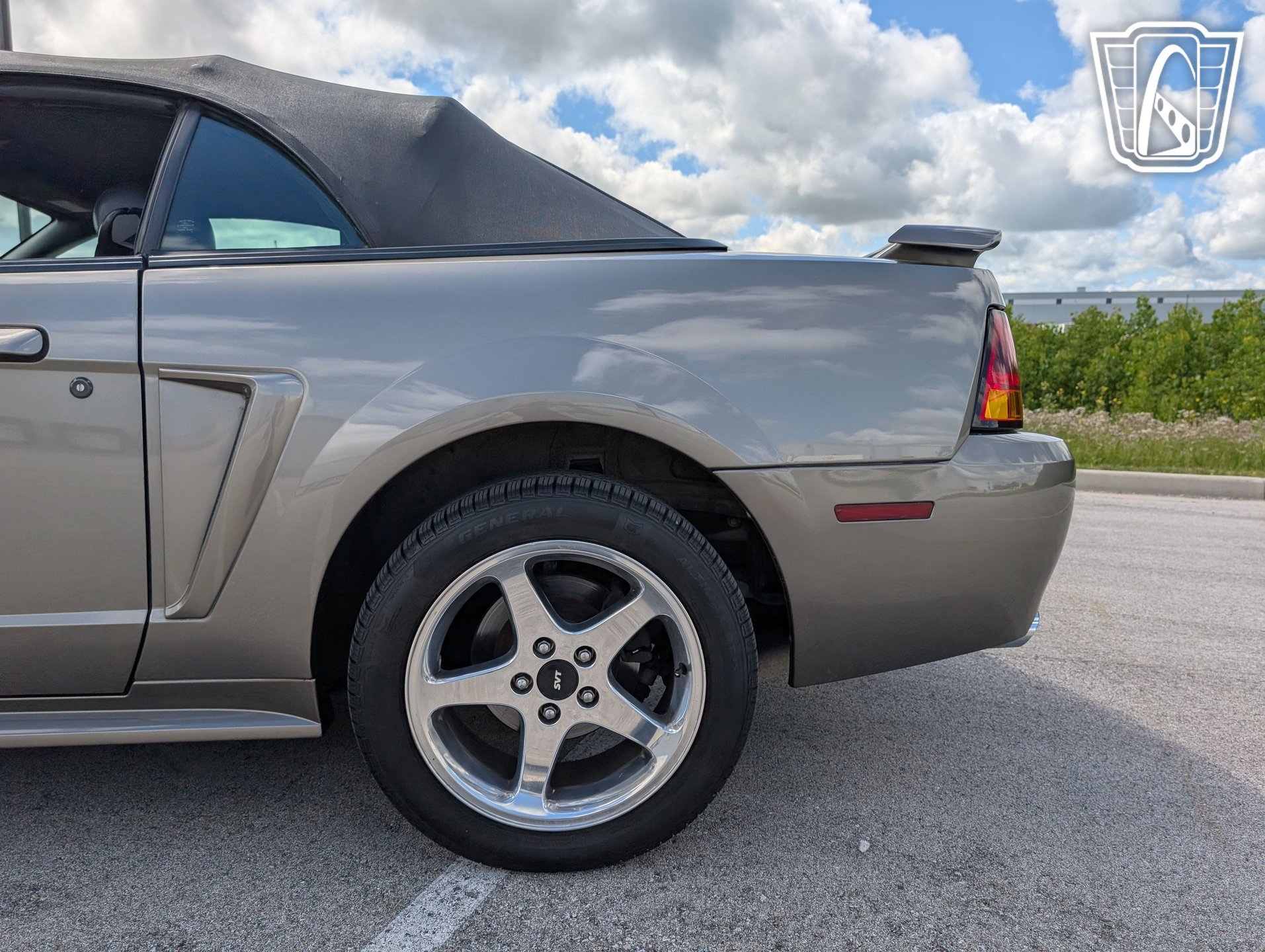 Used 2001 Ford Mustang Cobra image 33