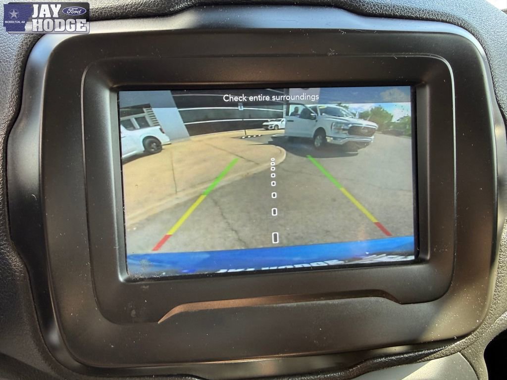 Used 2021 Jeep Renegade Latitude image 23