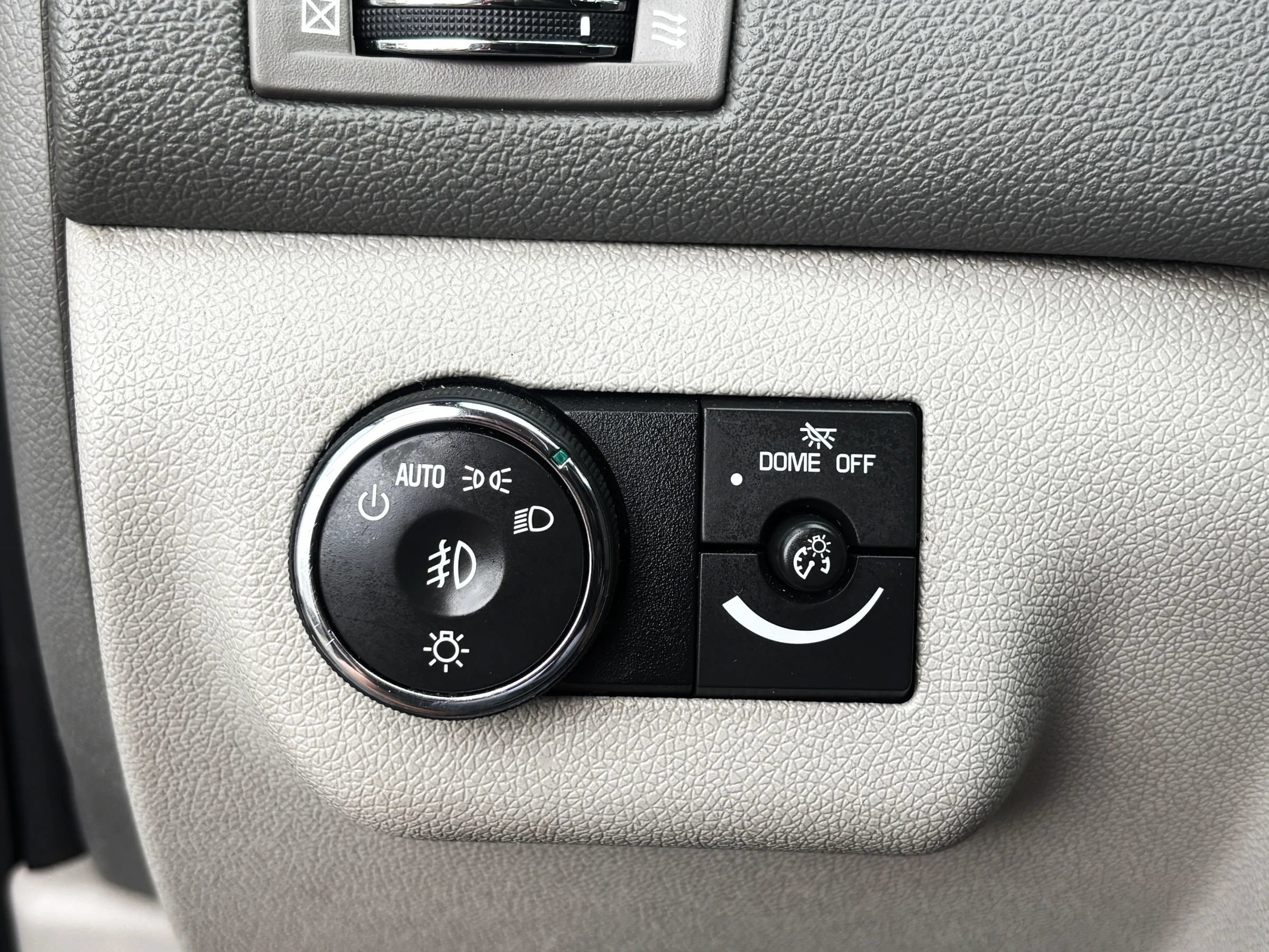 Used 2012 Buick Enclave Leather AWD/4WD image 19