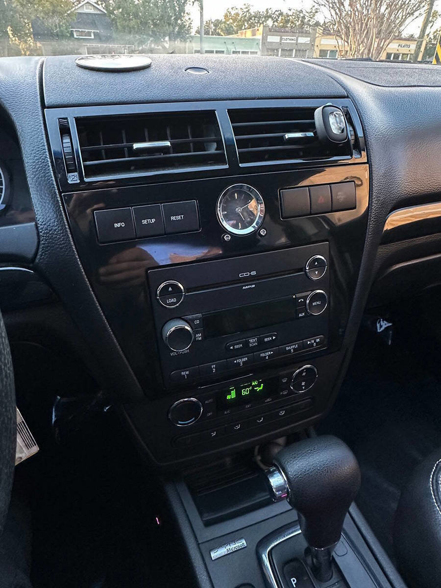 Used 2009 Ford Fusion SEL FWD image 15