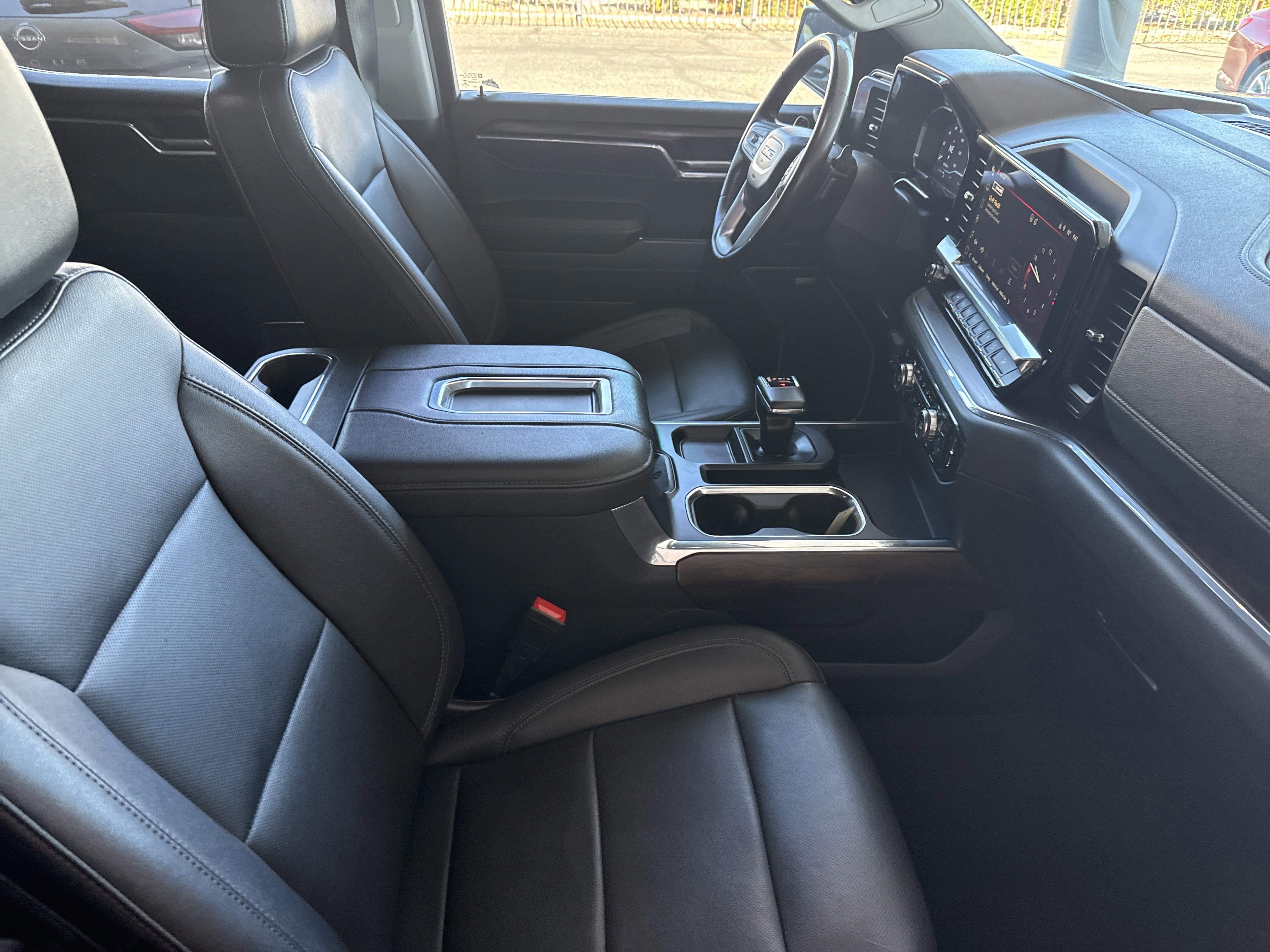 Used 2022 GMC Sierra 1500 SLT w/ SLT Premium Plus Package image 13