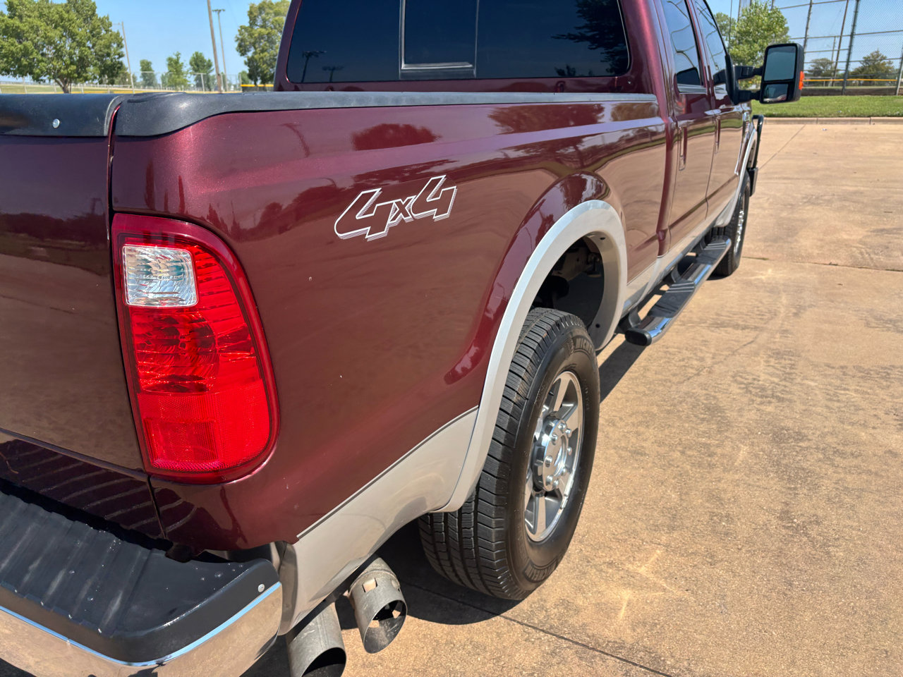 Used 2010 Ford F250 Lariat image 41