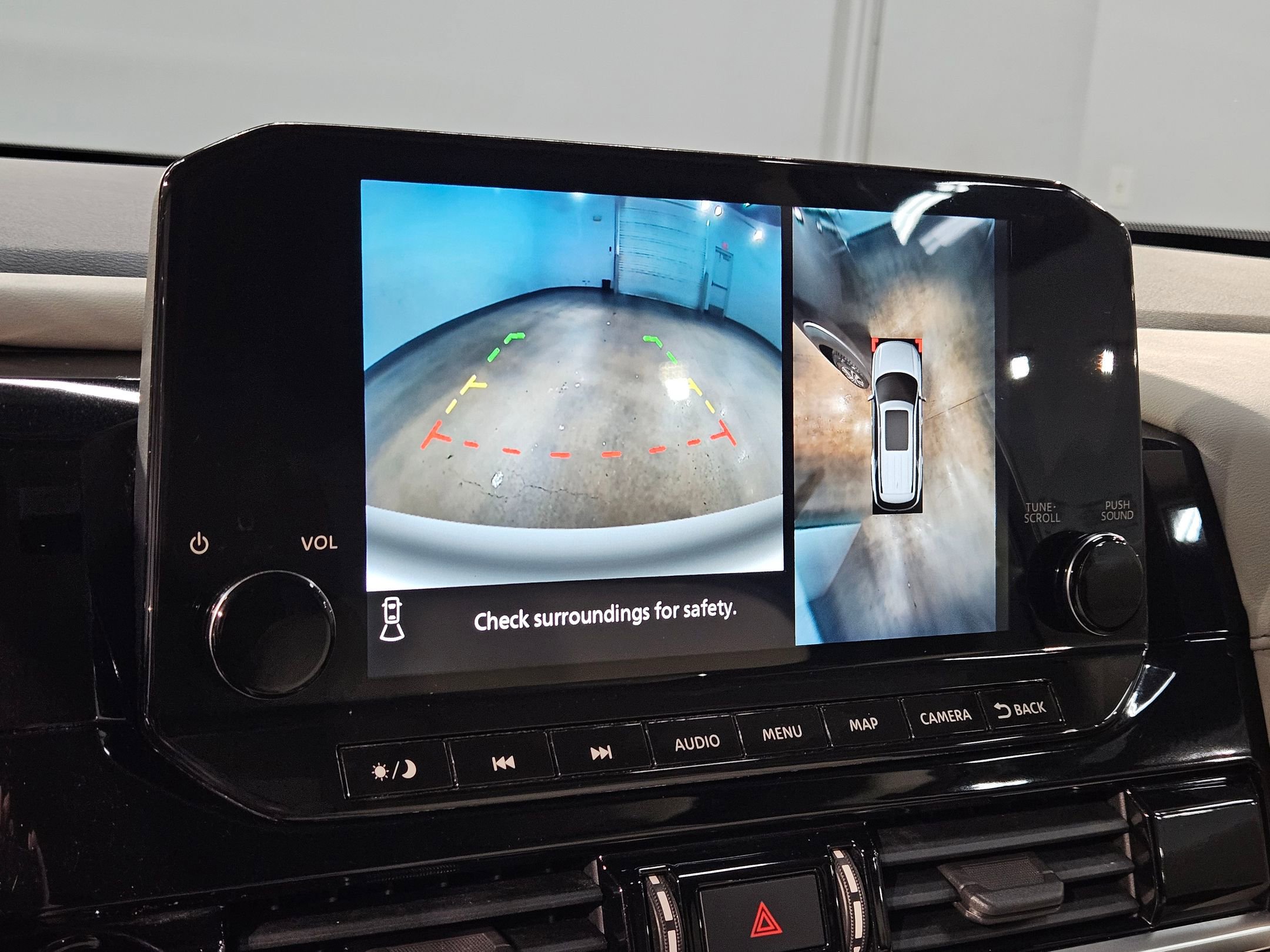 Used 2022 Nissan Pathfinder SL image 30