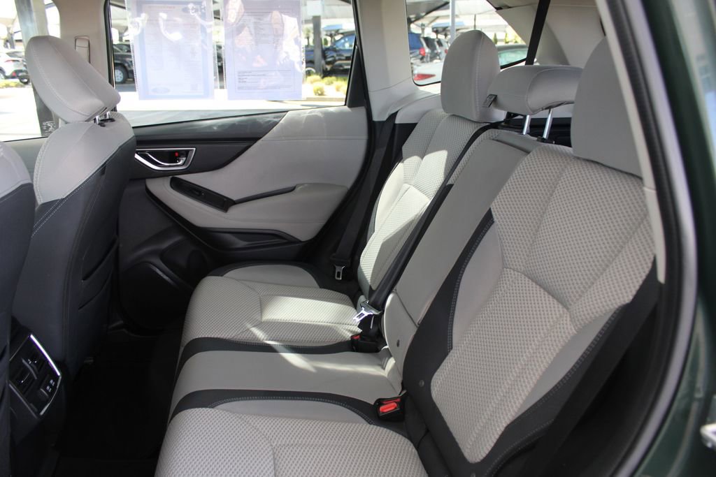 Used 2024 Subaru Forester Premium image 50