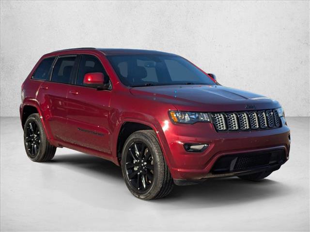 Used 2022 Jeep Grand Cherokee Laredo X image 3