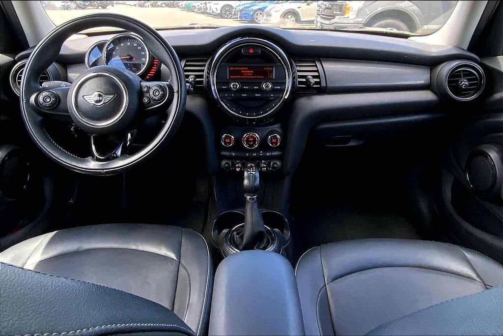Used 2016 MINI Cooper 4-Door Hardtop FWD image 11